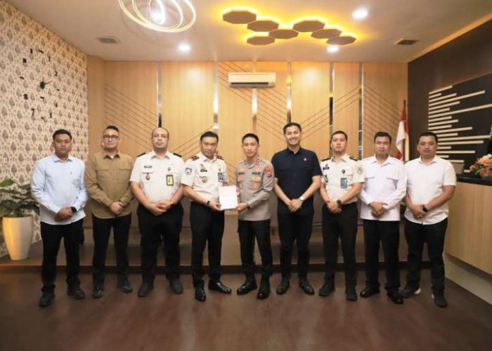 Polres Kediri Kota Perkuat Sinergi dengan Imigrasi Bahas Pengawasan WNA