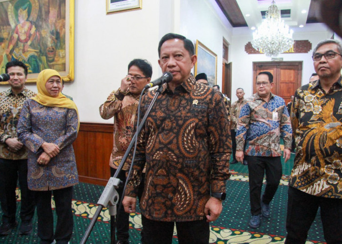 Marak OTT, KPK dan Kemendagri Kumpulkan Kepala Daerah se Jatim-Bali di Grahadi