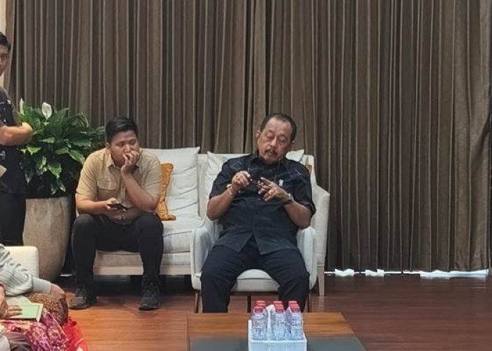 Warga Made Mengadu ke Rumah Aspirasi Cak Ji Terkait Tukar Guling Tanah