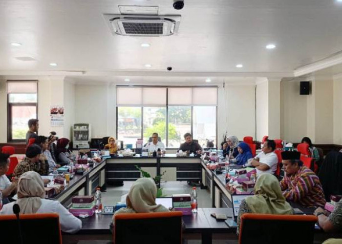 Gandeng Pemkot dan BPJS, DPRD Surabaya Ingin Pastikan Warga Mendapatkan Akses Layanan Kesehatan yang Layak 