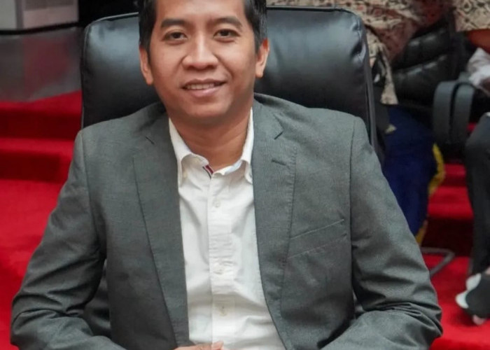DPRD Surabaya Dorong Legalisasi Parkir Liar untuk Genjot PAD, Pengawasan Dishub Jadi Kunci