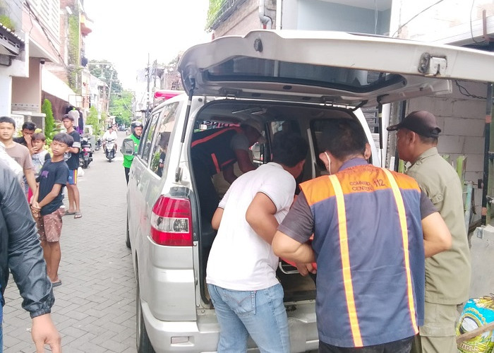Mau Diberi Obat, Warga Bronggalan Sawah Surabaya Meninggal Dunia di Rumah