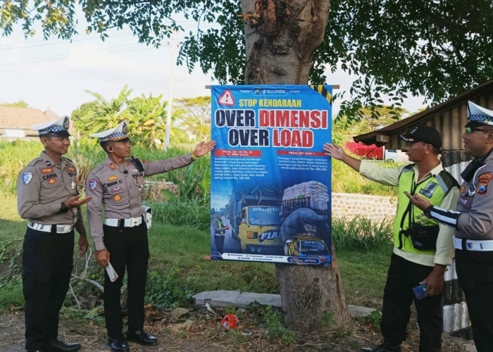 Gandeng Dishub, Satlantas Situbondo Edukasi Pengemudi Angkutan Bebas ODOL