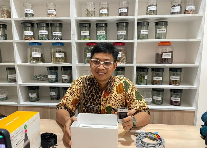 Holter ECG Monitoring RSDS Magetan Deteksi Pasien Jantung 24 Jam