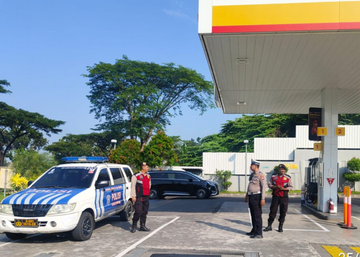Antisipasi Kejahatan Jalanan dan Cek Stok BBM, Polsek Lakarsantri Gelar Patroli Kota Presisi KRYD