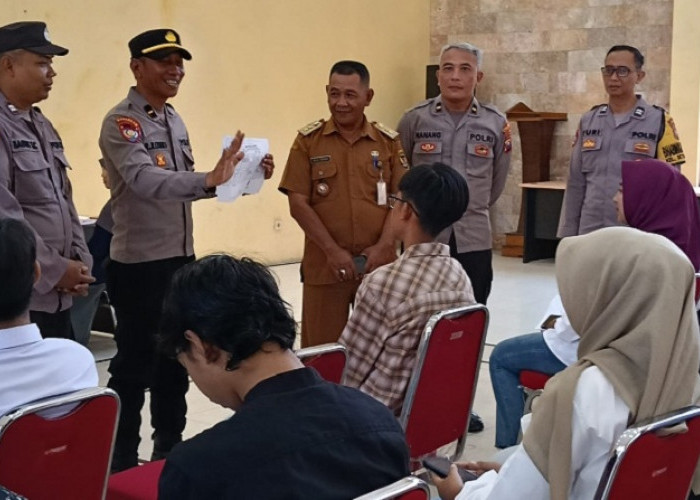 Satbinmas Polres Kediri Kota Mitigasi Berita Hoaks: Ajak Saring sebelum Sharing
