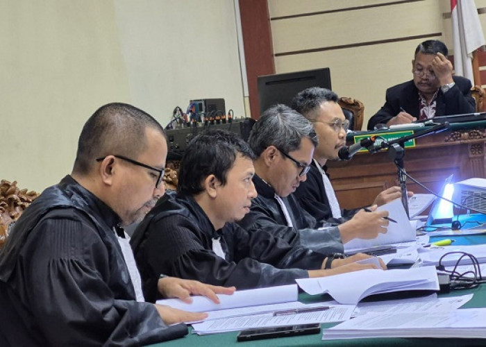 Sidang ke-5 Kasus Maidi Madiun Cs (9): JPU KPK Soroti Selisih Dana CSR TPA Winongo