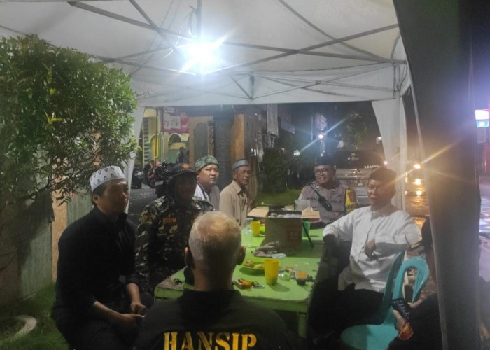 Bhabinkamtibmas Polsek Rungkut Kidul Gelar Cangkrukan, Matangkan Pengamanan Ibadah Ramadan