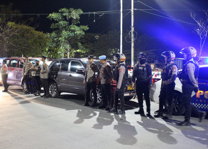 Polres Pelabuhan Tanjung Perak Gelar Patroli Skala Besar Sasar 3C dan Balap Liar