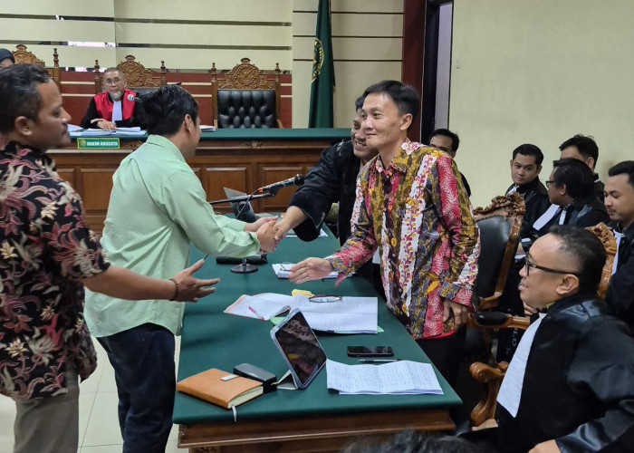 Sidang Ke-4 Kasus Maidi Madiun Cs (4): Saksi DPUPR Sebut Thariq Tolak Pemberian Uang