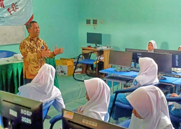 BNNK Pasuruan Sosialisasi Bahaya Narkoba di SMAN 1 Gondang Wetan