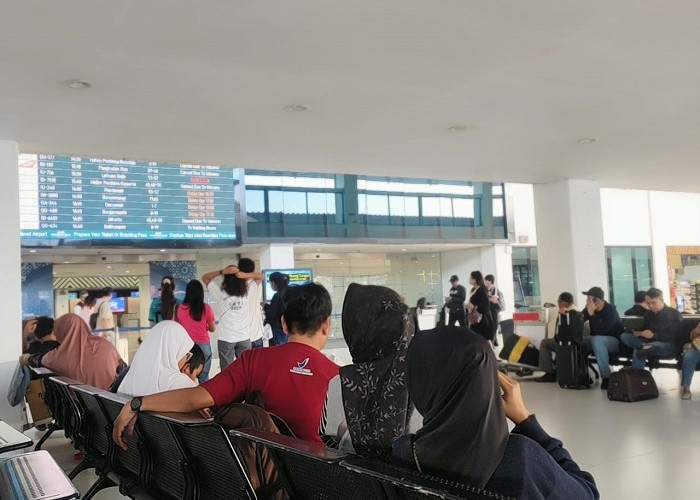 Imbas Erupsi Anak Krakatau, Ini Daftar 42 Penerbangan yang Dibatalkan di Bandara Juanda