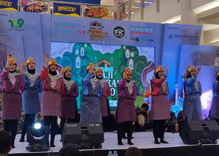 Tampil Penuh Semangat, Tari Saman SMA Al Falah Meriahkan Pameran Haji Umroh Expo