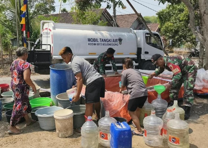 Peduli Kekeringan, Kodim Bojonegoro Salurkan 133 Ribu Liter Air Bersih ke 6 Kecamatan