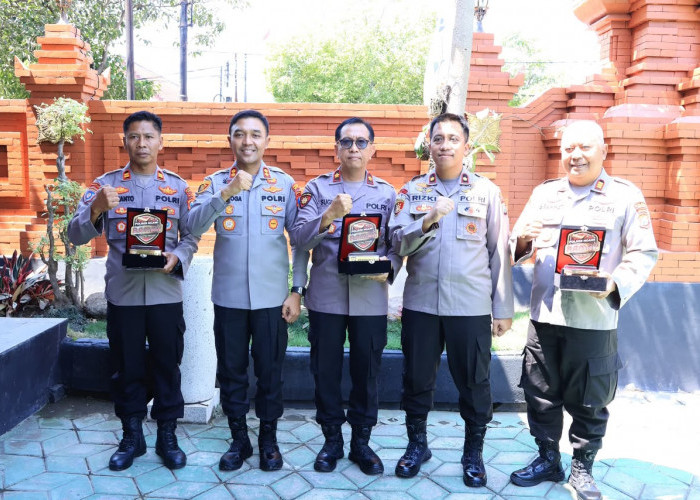 Kapolres Ngawi Pimpin Anev Sitkamtibmas, Berikan Penghargaan Polsek Berprestasi 