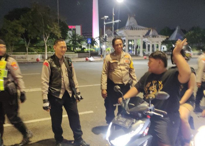 Kapolsek Bubutan: Pengamanan Sahur On The Road Bonek Berjalan Aman dan Terkendali