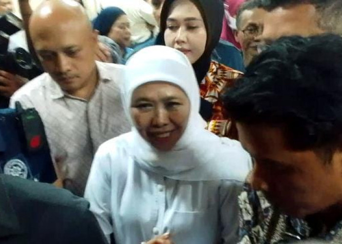 Dana Hibah Pokir DPRD Jatim, Khofifah Bantah Tuduhan Ijon 30 Persen 