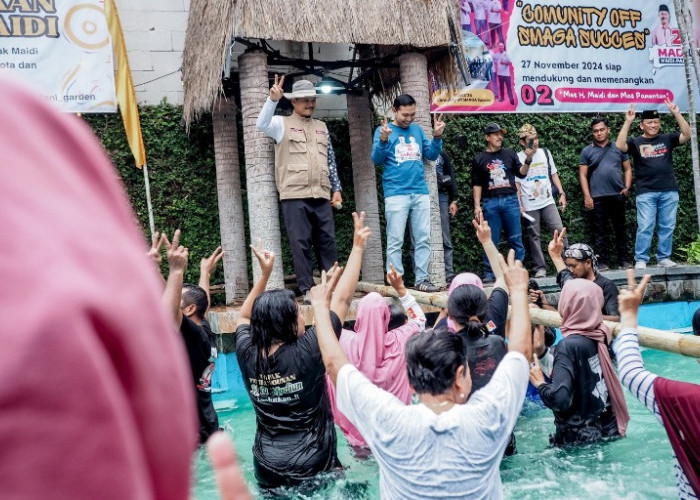 Paslon Maidi-Panuntun Tangkap Ikan Bersama Masyarakat