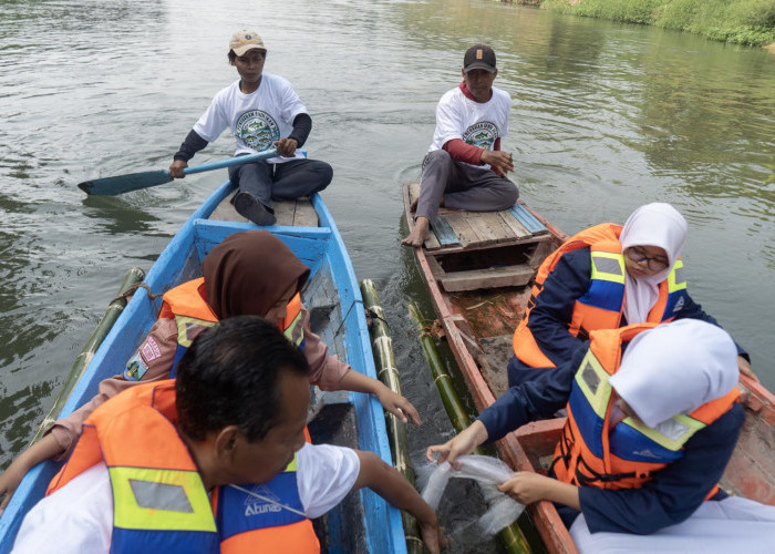 DLH Gresik Bakal Sanksi PT Wings atas Pencemaran Kali Surabaya
