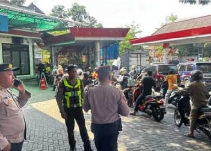 Polresta Malang Kota Patroli SPBU, Pantau Sejumlah BBM Kosong dan Antrean Masih Terkendali