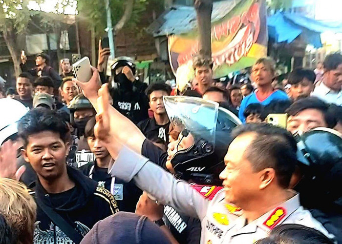 Massa PSHT Arus Bawah Geruduk Markas DC di Teuku Umar