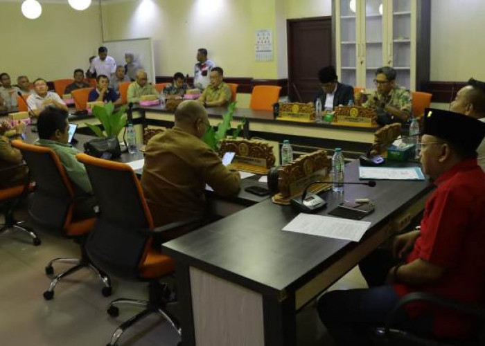 Komisi A DPRD Surabaya Rekomendasikan Pencabutan Aturan Tiga KK Satu Alamat