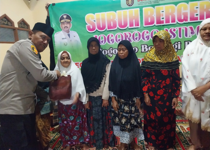 Perkuat Sinergi dan Kedekatan dengan Masyarakat Ngawi, Polsek Jogorogo Hadir di Subuh Keliling