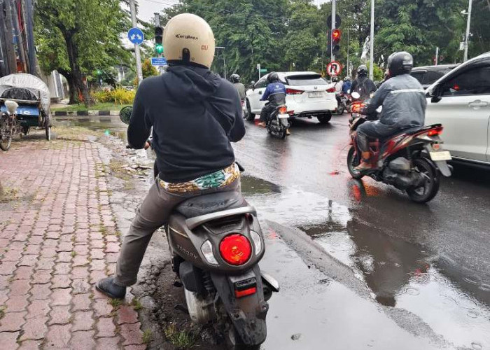 Satlantas Polrestabes Surabaya Tetap Tindak Tegas Motor Berpelat Tidak Lengkap