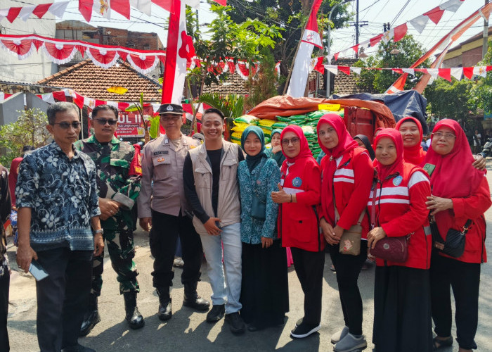 Polsek Bubutan Bersama 3 Pilar Terjunkan Pengamanan Ketat, Gubernur Jatim Hadiri Pasar Murah di Krembangan