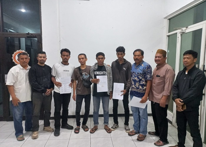 Pengeroyokan Warkop Pradah Surabaya Berakhir Damai, Tiga Pemuda Minta Maaf