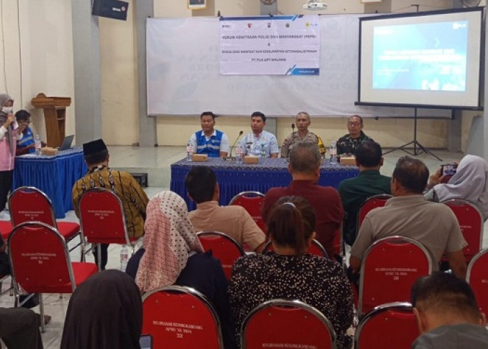 Bhabinkamtibmas Kedungkandang dan PLN Sosialisasikan Keselamatan SUTT di Malang