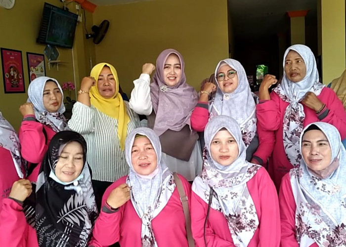 Klinik Medika Utama dan Ana Medika Balongbendo Peringati Hari Bidan Nasional dengan Suntik KB Gratis