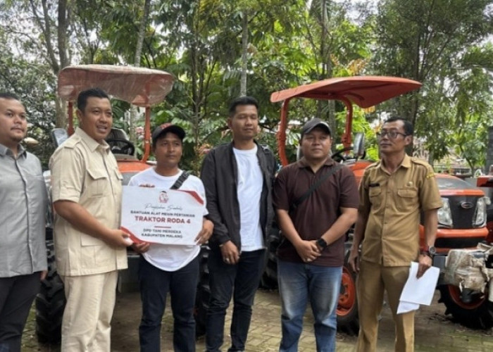 DTPHP Kabupaten Malang Salurkan Bantuan Alsintan untuk 15 Poktan