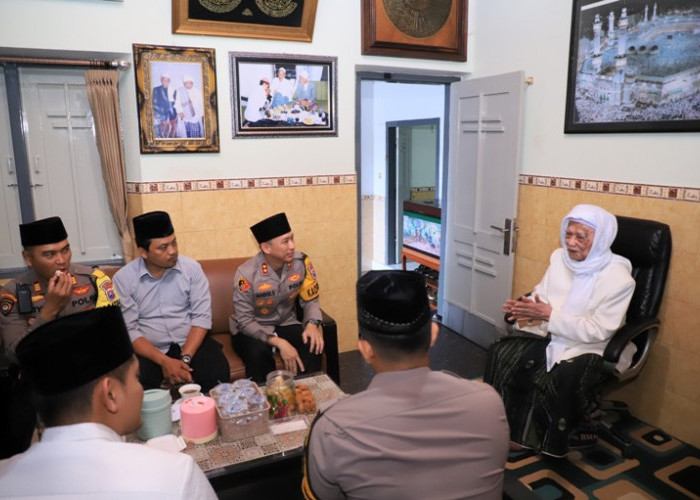 Momentum Lebaran, Kapolres Kediri Kota Perkuat Sinergi dengan Ulama Lirboyo