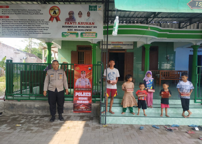 Polres Kediri Berbagi Kasih dengan Anak-anak Panti Asuhan Budi Mulya