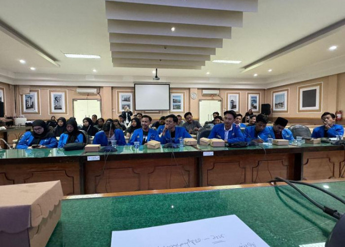 PMII Lamongan Tuntut Pemkab Revisi APBD dan Realisasikan Dana Dusun