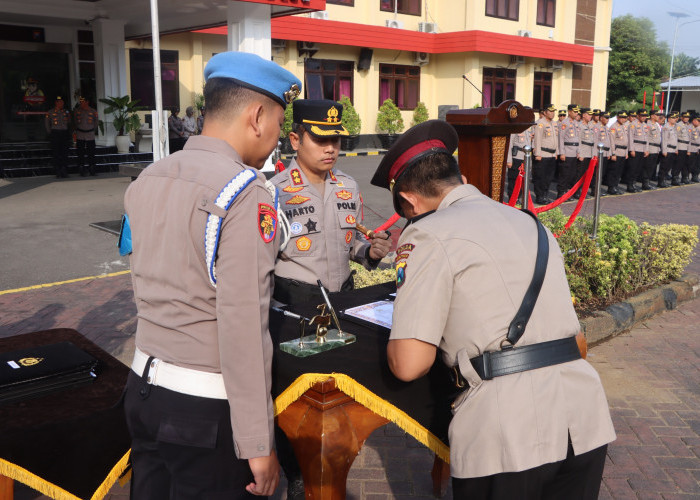 Kapolres Pasuruan Pimpin Sertijab PJU dan Kapolsek Jajaran yang Baru, Ini Daftar Namanya