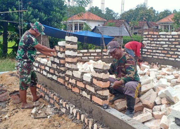 Satgas TMMD 127 Bangun Harapan, RTLH Sayyi Kian Berdiri