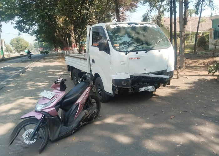 Guru Matematika Tewas Ditabrak Pikap di Nguling Pasuruan