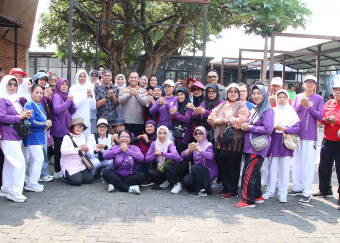 Polresta Malang Kota Sediakan 450 Porsi Sarapan Gratis untuk Lansia dan Warga