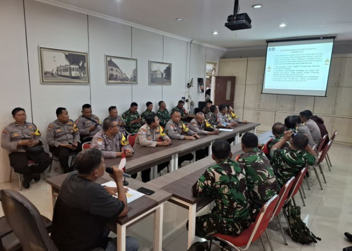 Jelang Nyepi dan Idulfitri, Polsek Rungkut Perkuat Koordinasi Kamtibmas di Bakesbangpol Surabaya