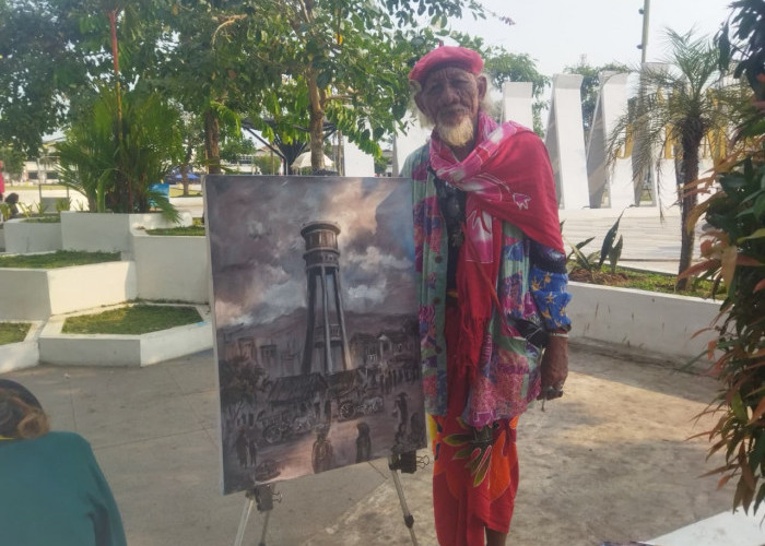 Kisah Usye dan Menara Air Tua, Kala Kuas Pelukis Mengingatkan Jember untuk Tak Menukar Sejarah dengan Beton
