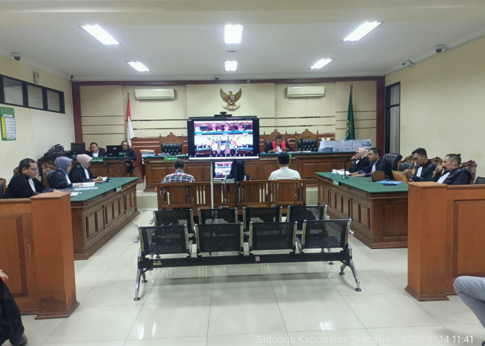 Tiga Tersangka Dugaan Korupsi PT Inka Madiun Jalani Sidang Dakwaan