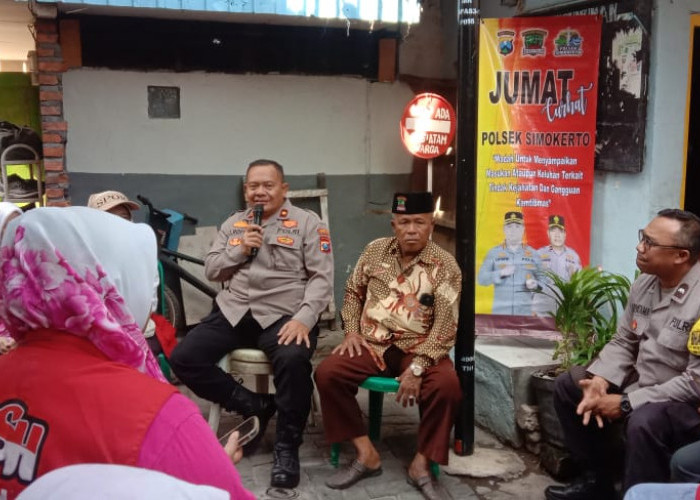 Polsek Simokerto Gelar Jumat Curhat di Kapasan, Serap Aspirasi Warga dan Sosialisasikan Call Center 110