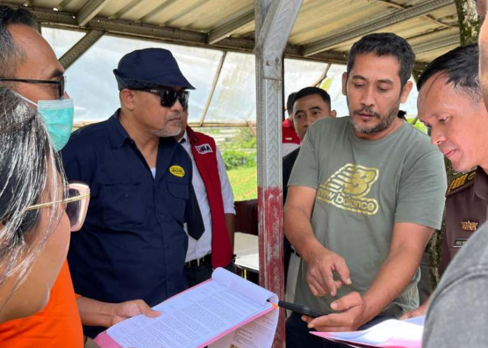 Polisi Rekonstruksi Pembunuhan Mahasiswi UMM, Bripka Agus dan Suyitno Peragakan 14 Adegan