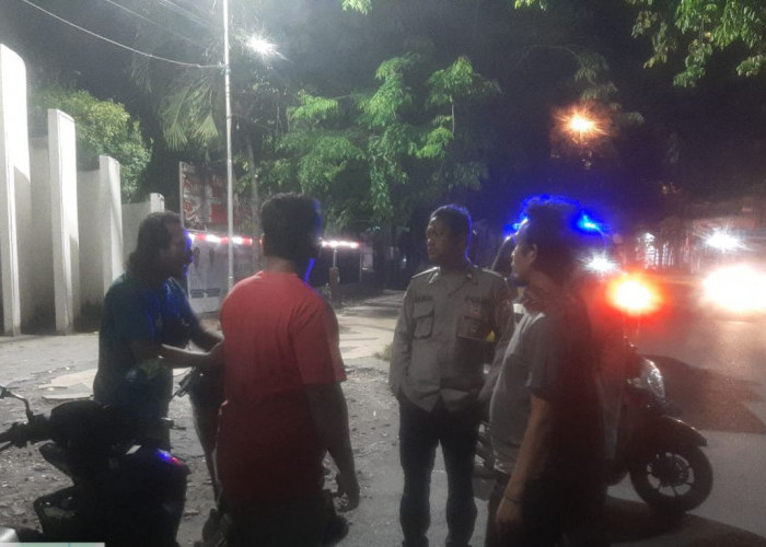 Motor CRF dan Pikap Tabrakan di Menganti Gresik, Satu Orang Luka Berat di Kepala