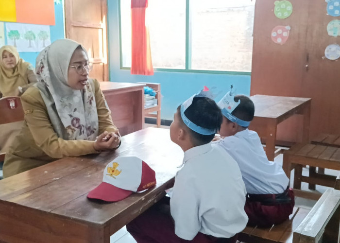 Kesulitan Cari Murid, SDN 2 Plandaan Hanya Dapat Dua Siswa Baru