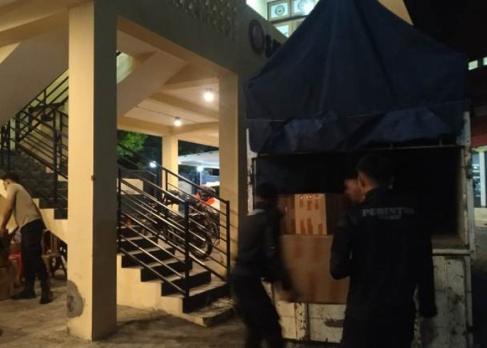 Polresta Banyuwangi Amankan Truk Bermuatan 2.000 Botol Arak