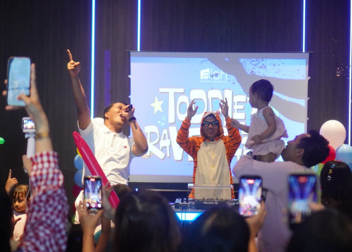 Sasar Pasar Keluarga, Aloft Pakuwon City Gelar 'Toddler Rave Party' Pertama di Surabaya