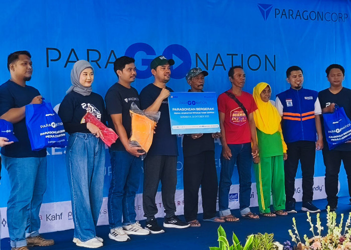 Paragonation dan DT Peduli Gelar Aksi Kemanusiaan kepada Petugas Tarik Sampah Surabaya